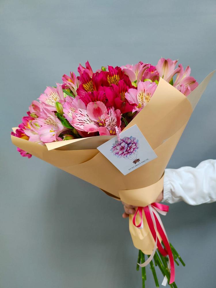 Букет цветов из: Альстромерии в Никольском Астраханской области