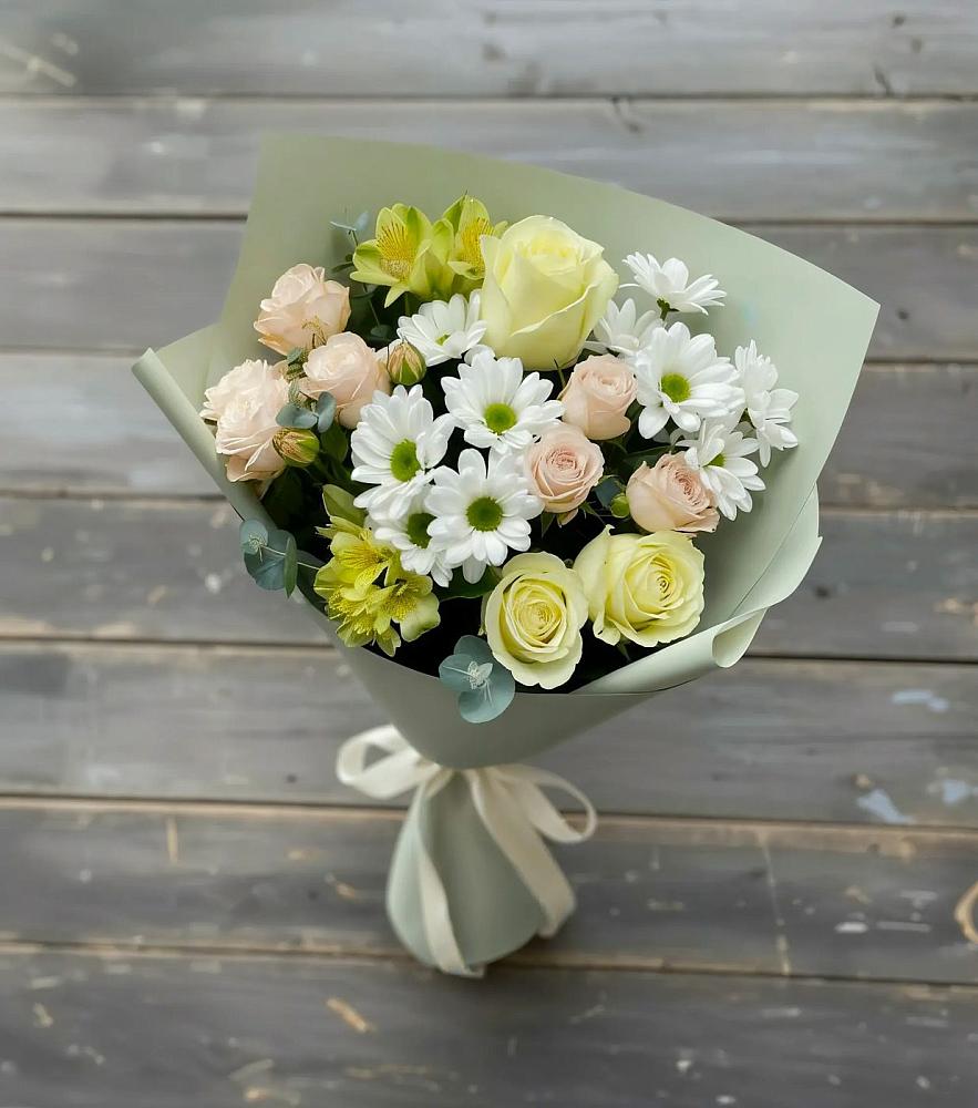 Букет цветов из: Альстромерии, Розы и Хризантемы в Никольском Астраханской области