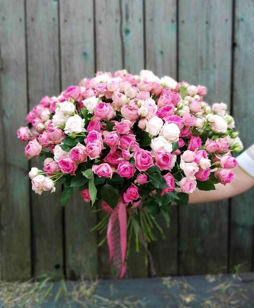 Букет Розовые кустовые розы Натали и Лав Лидия в Никольском Астраханской области