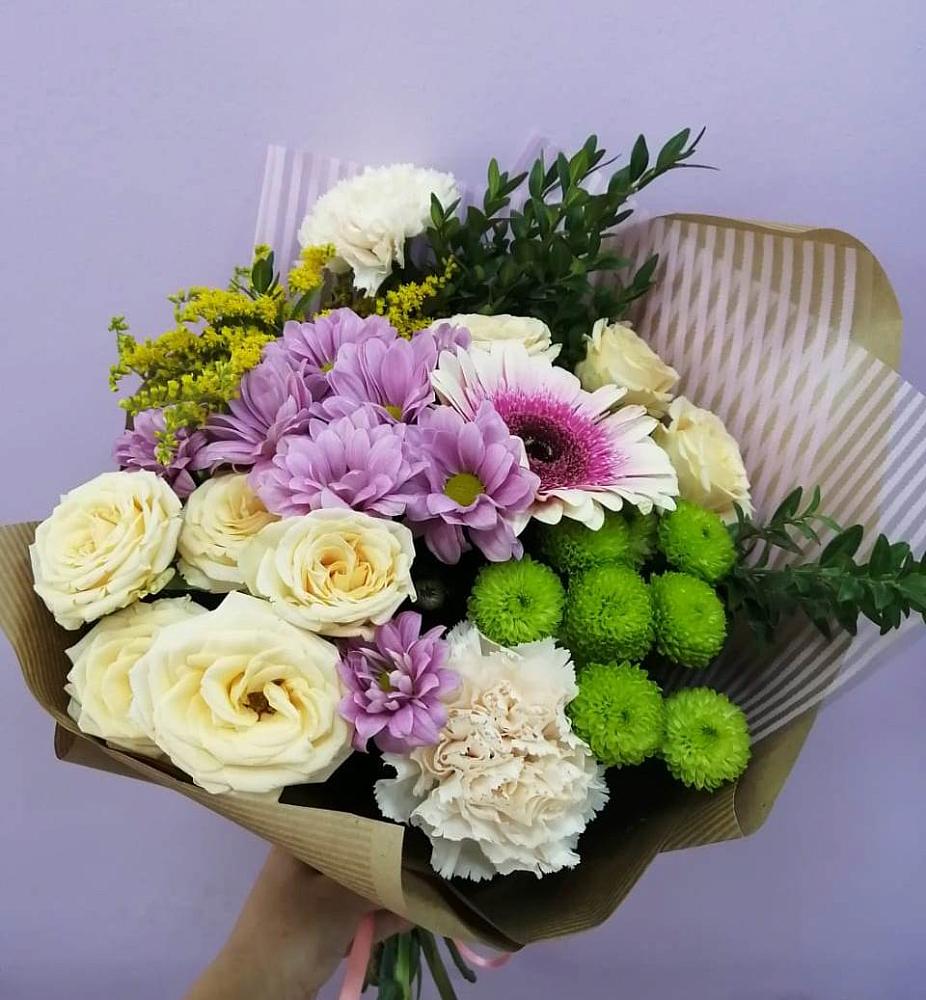 Букет цветов из: Хризантемы, Розы, Гвоздики и Герберы в Никольском Астраханской области