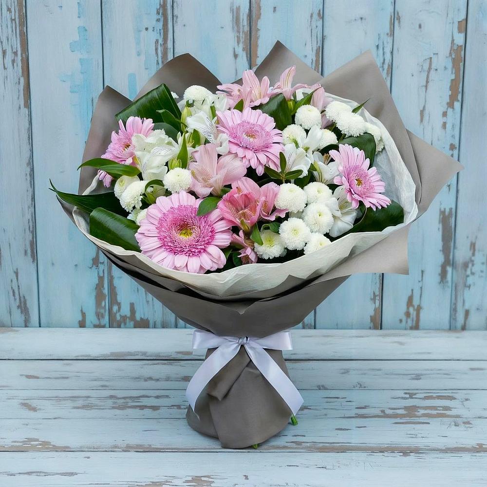 Букет цветов из: Герберы, Альстромерии и Хризантемы в Никольском Астраханской области