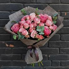 Букет цветов из:  Розы в Никольском Астраханской области